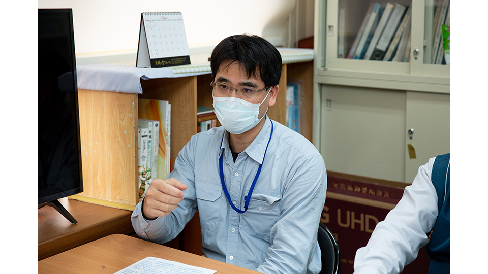 台電供電處變電組課長陳東益。